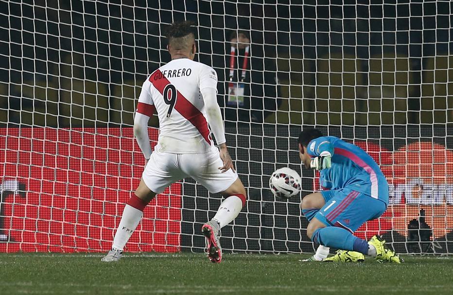 Guerrero  il capocannoniere della Copa America con 4 gol, alla pari con il cileno Edu Vargas (AP)